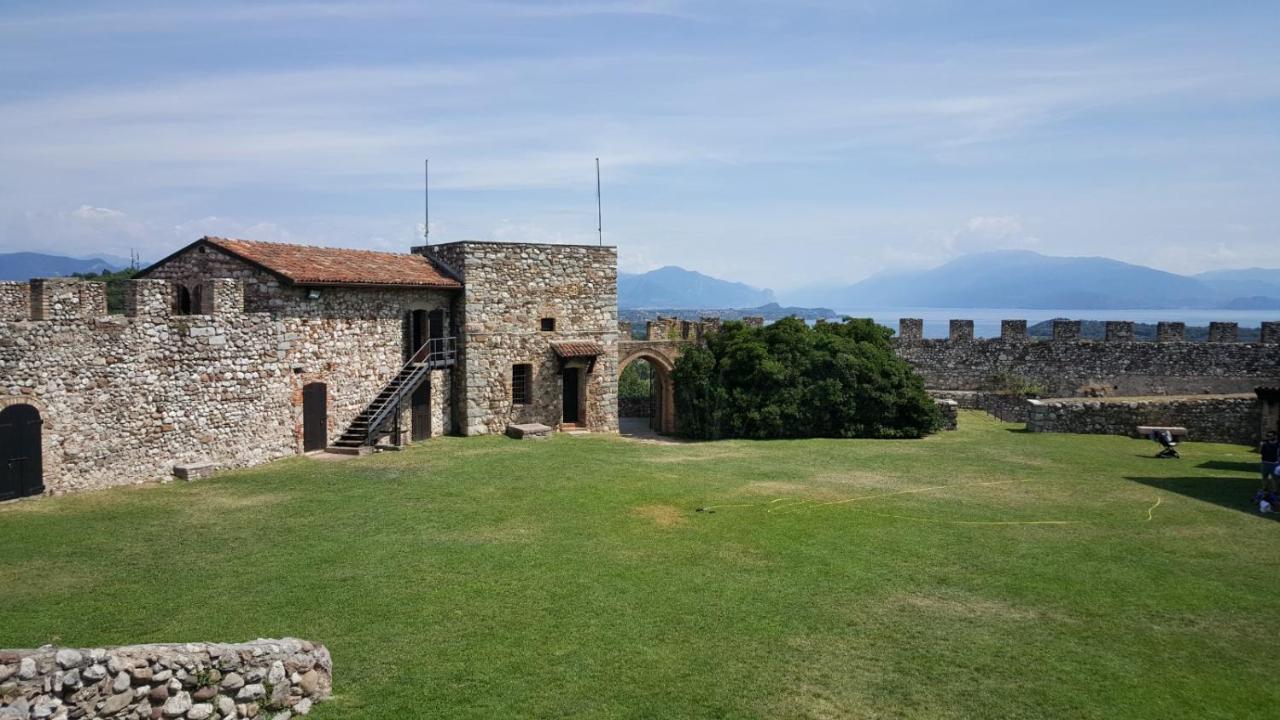 Eve House Gardalake Лонато Екстер'єр фото