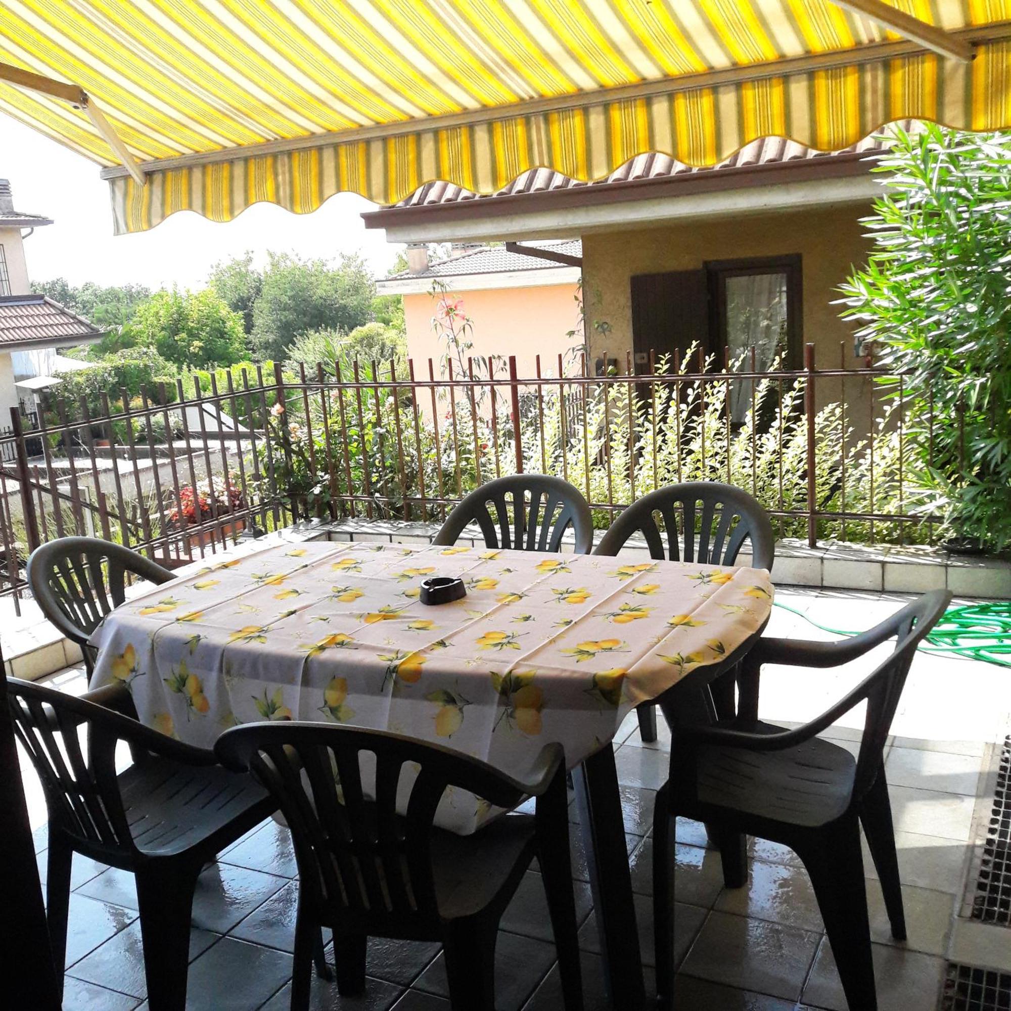 Eve House Gardalake Лонато Екстер'єр фото