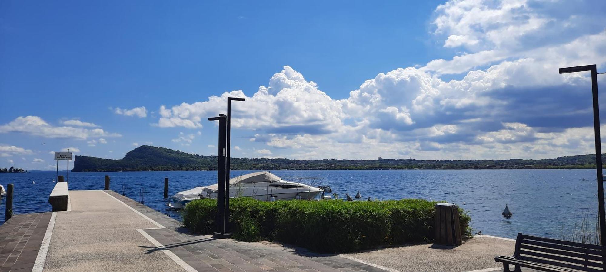 Eve House Gardalake Лонато Екстер'єр фото